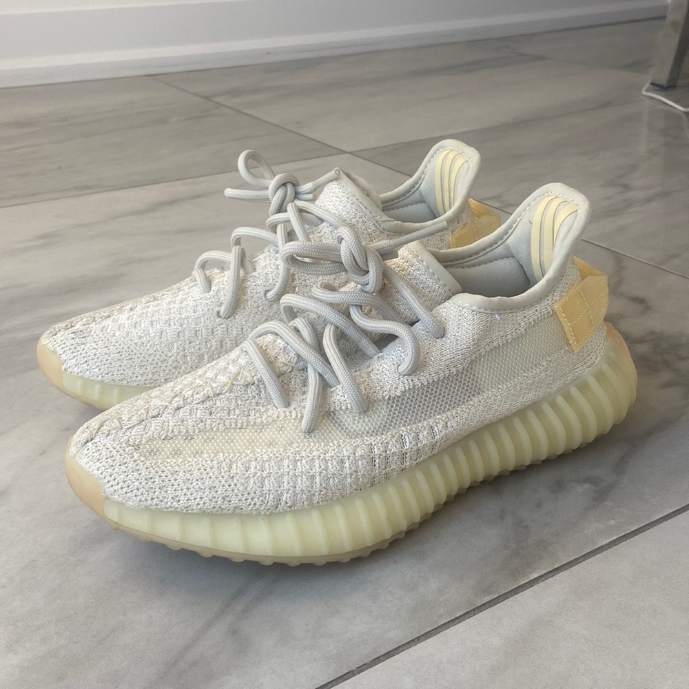Yeezy Boost 350 V2 Light